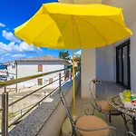 Ausgefallenes Nur 650 Meter Zum Sandstrand Mit Meerblick * Selce