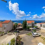 Ausgefallenes Nur 650 Meter Zum Sandstrand Mit Meerblick *