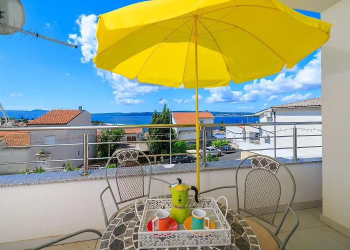 Apartman Ausgefallenes Nur 650 Meter Zum Sandstrand Mit Meerblick Selce