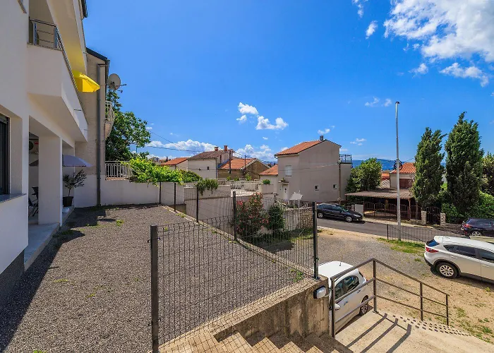 Ausgefallenes Nur 650 Meter Zum Sandstrand Mit Meerblick Apartman