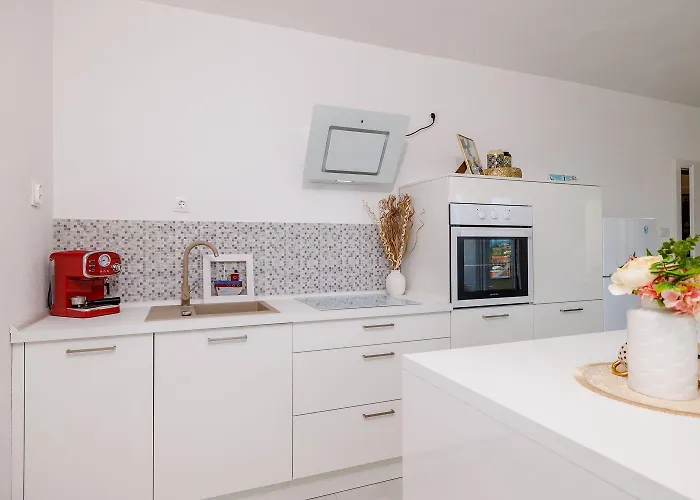 Apartman Ausgefallenes Nur 650 Meter Zum Sandstrand Mit Meerblick Selce