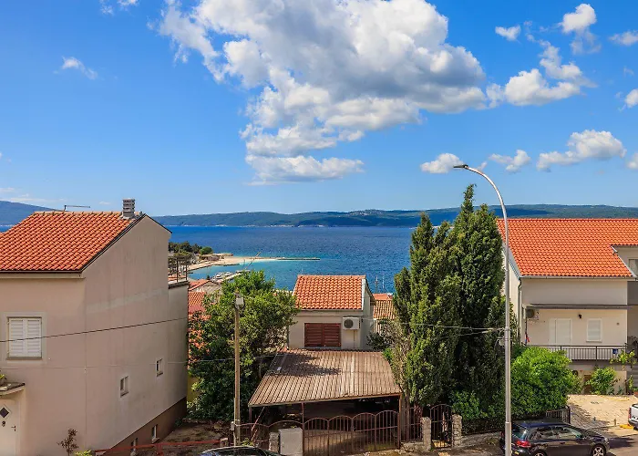 Ausgefallenes Nur 650 Meter Zum Sandstrand Mit Meerblick Apartman Selce